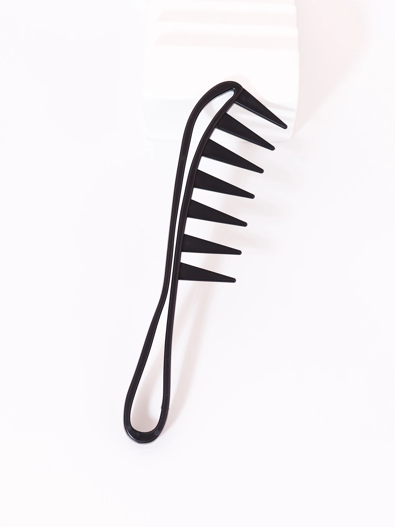 Detangling Wide Comb - مشط شعر واسع الأسنان - مشط